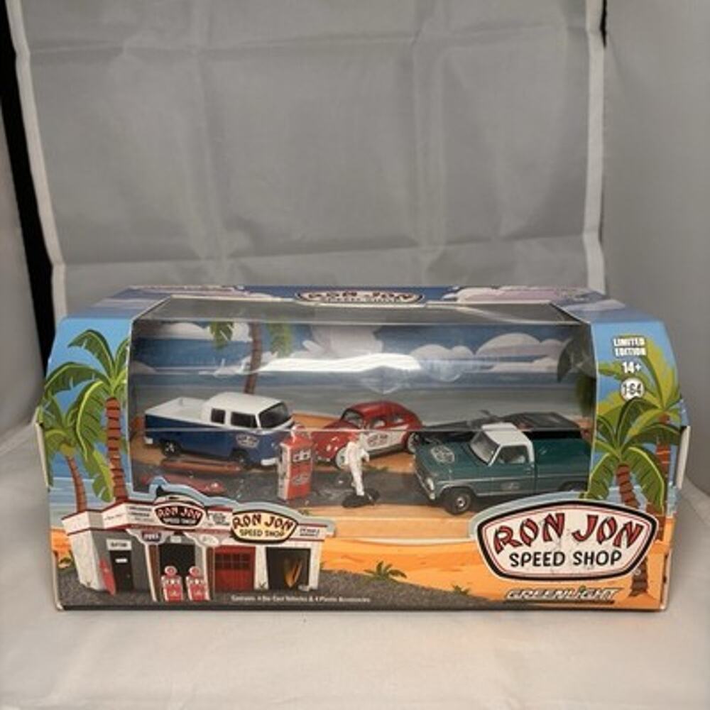 GreenLight Ron Jon Speed Shop 1:64 Diecast 4 Car Set Limited Edition Diorama